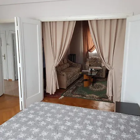 Apartament Ultracentral Km 0 Apartment *
